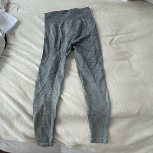 AYBL PULSE OMBRÉ SEAMLESS LEGGINGS XS